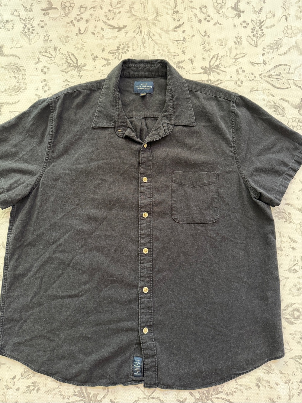 Lucky Brand Men's Short-Sleeve Button-Down Shirt in Charcoal Gray